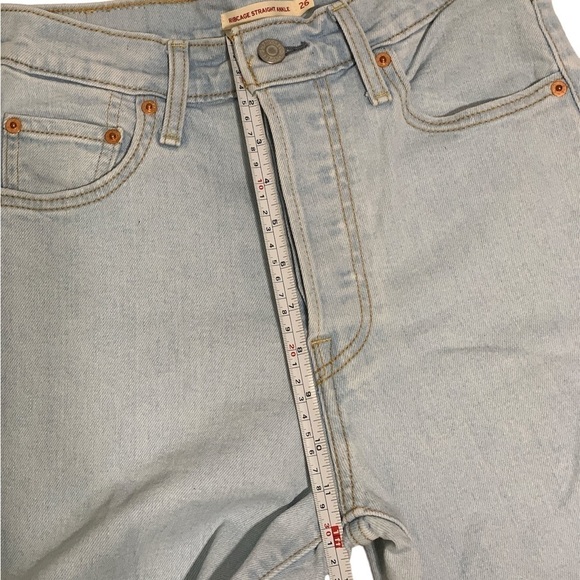Levi Light WashButton Fly Ribcage Straight Ankle Jean Size 26 - Picture 5 of 8